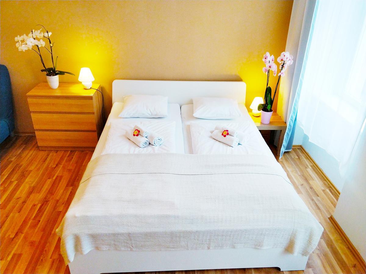 Lidicka Apartment Praag Buitenkant foto