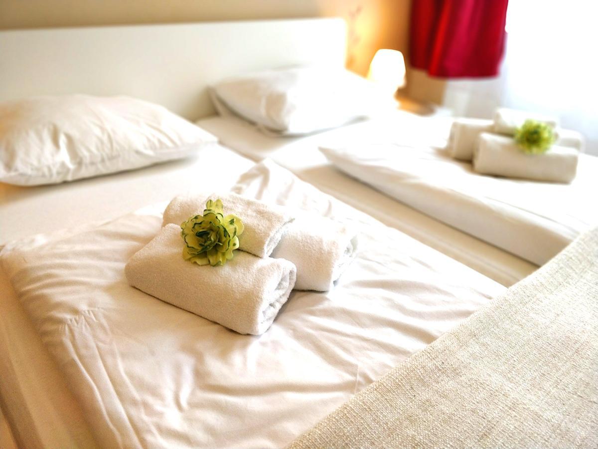 Lidicka Apartment Praag Buitenkant foto