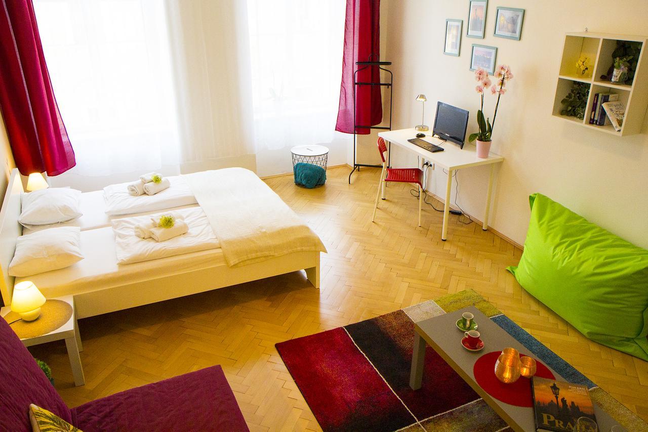 Lidicka Apartment Praag Buitenkant foto