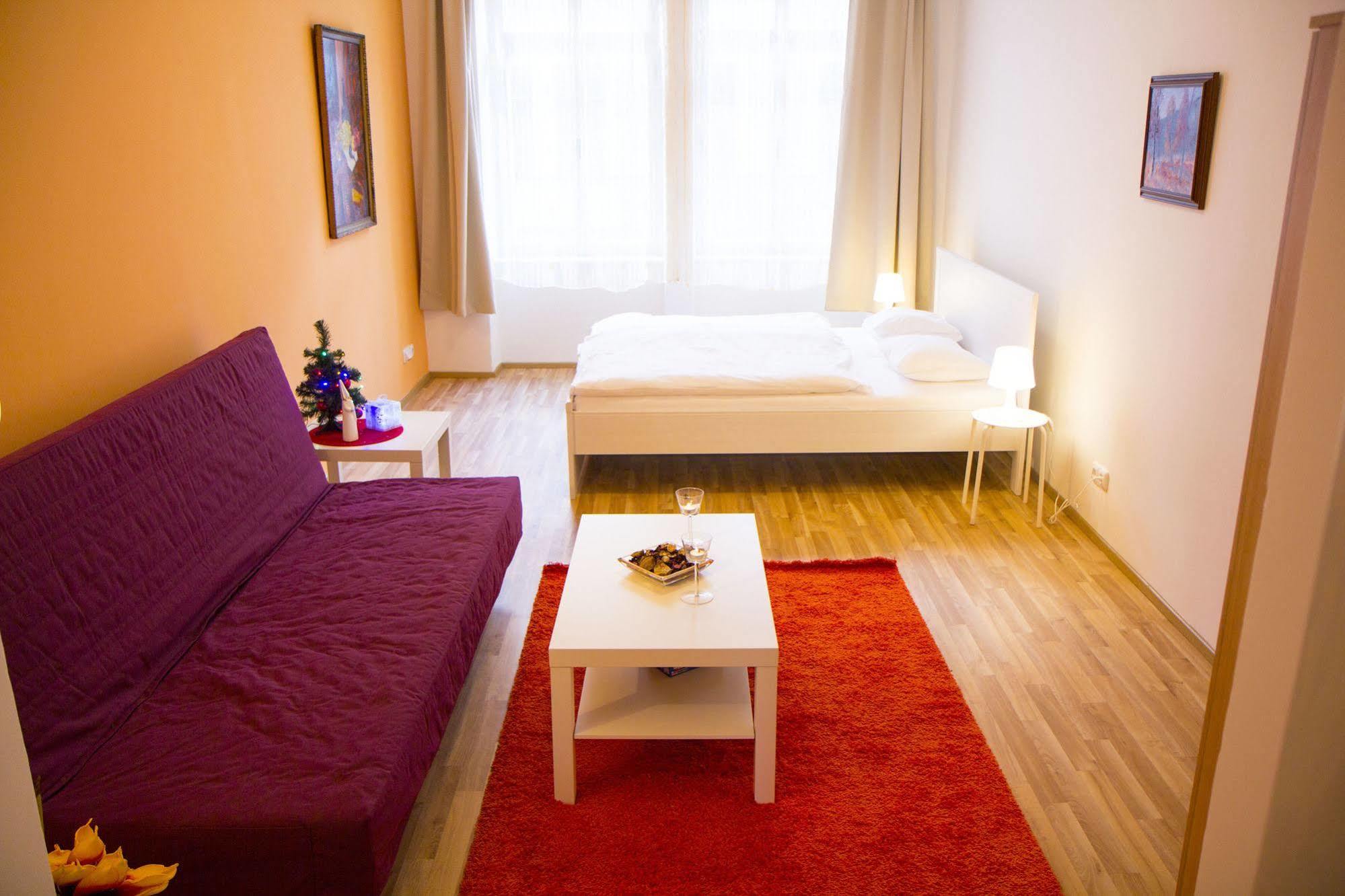 Lidicka Apartment Praag Buitenkant foto